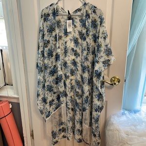 Brand new Torrid cover up